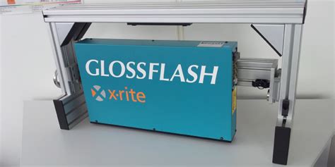 GlossFlash 6060 Glossmeter for Inline Gloss 